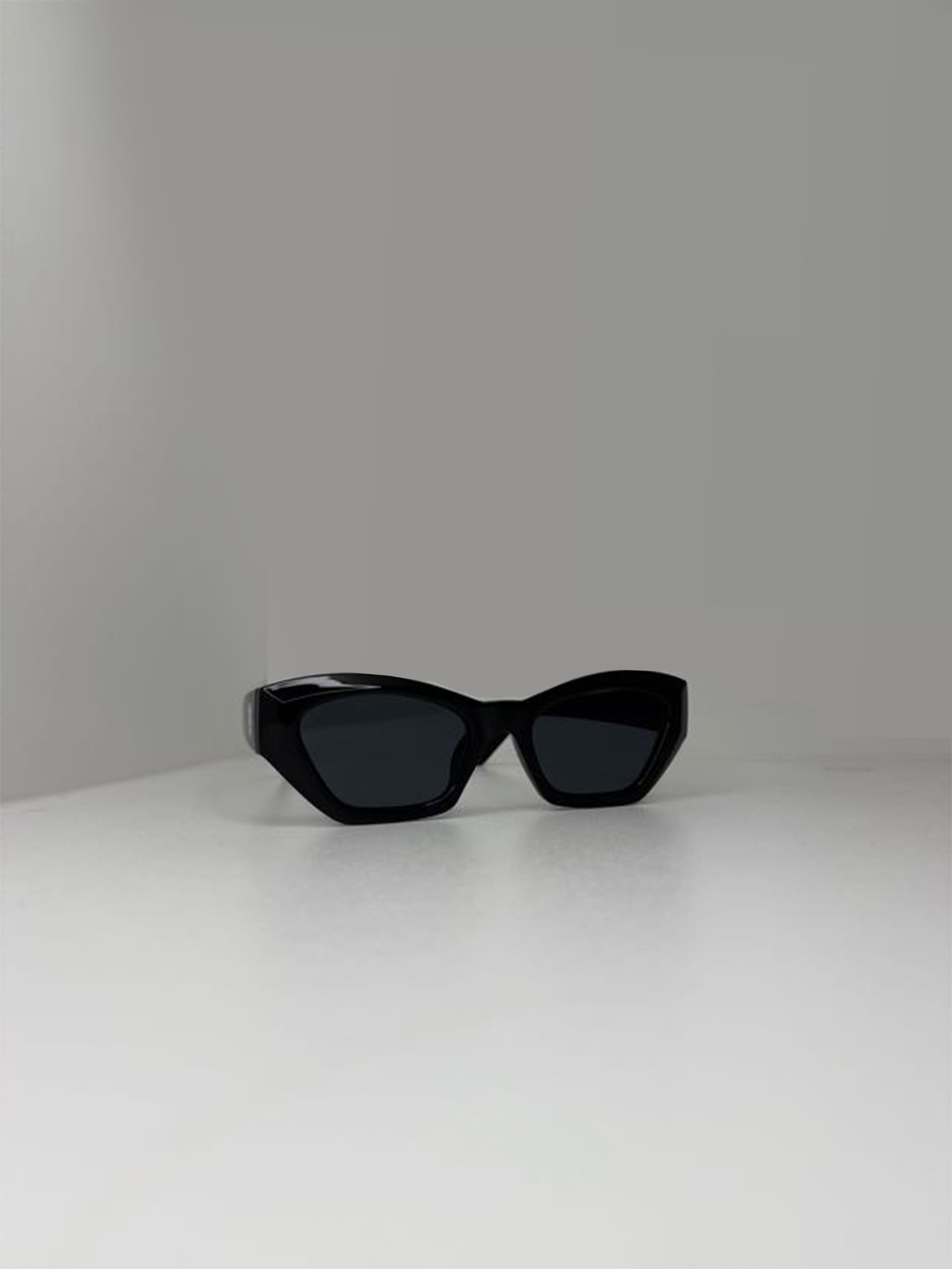 Cateyed Shades